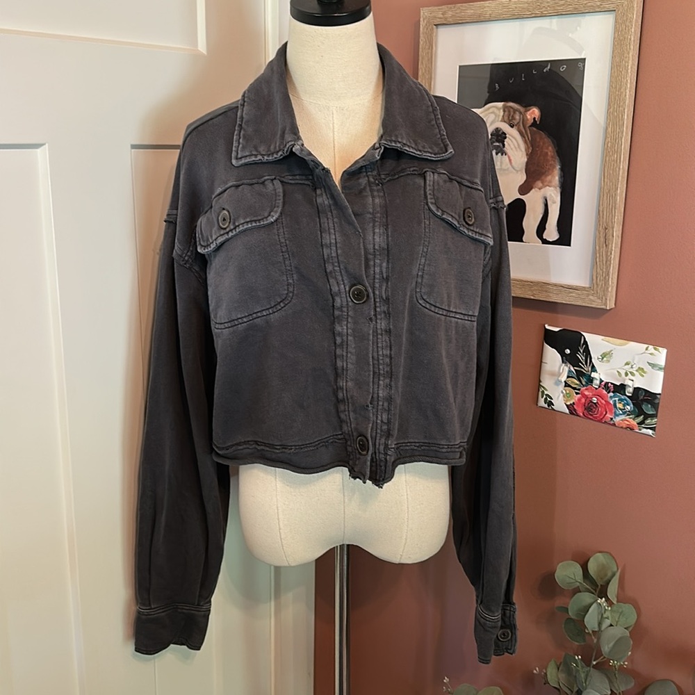 We The Free Saturday charcoal Black Cropped distressed S button cotton Jacket - Picture 3 of 16